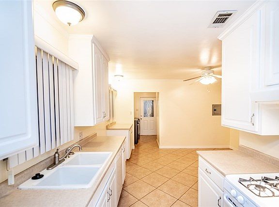 4th image of 9935 52nd St