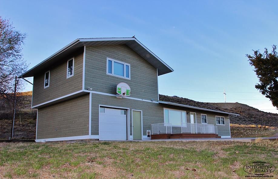 2nd image of 63 Prima Vista Dr