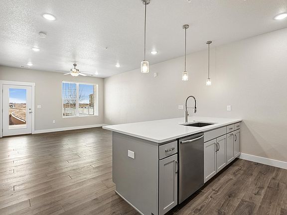 2nd image of 968 Birdwhistle Ln #7