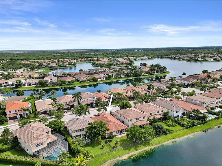 10340 Lake Vista Ct — Photo 112