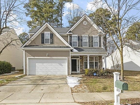 2nd image of 8233 Marshall Brae Dr