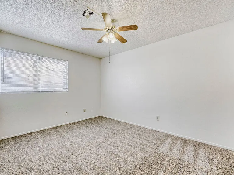 6472 Burlwood Way — Photo 16