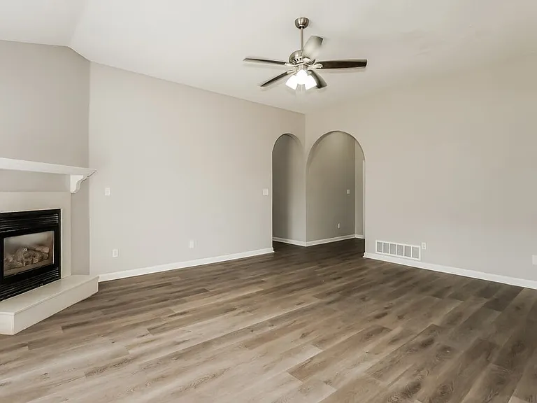 10873 E Ridge Dr — Photo 4