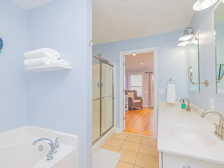 81 Sandbar Ln #27 — Photo 15