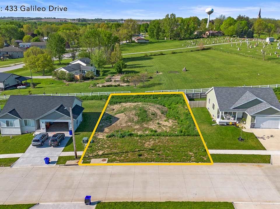 2nd image of 433 Galileo Dr