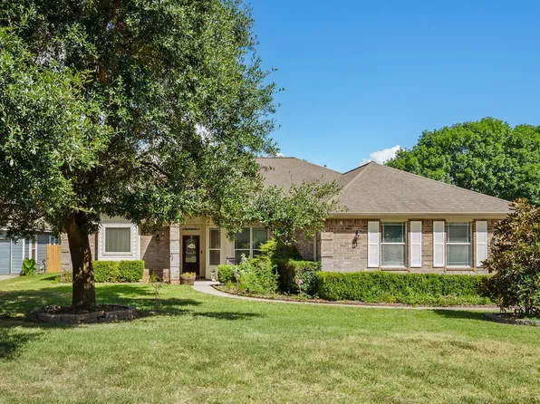 7090 Shadow Lake Dr, Willis, TX 77318