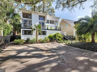 110 Gould St, Saint Simons Island, GA 31522