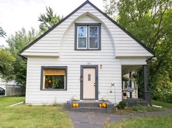 2011 E Highland Ave, Saint Joseph, MO 64505