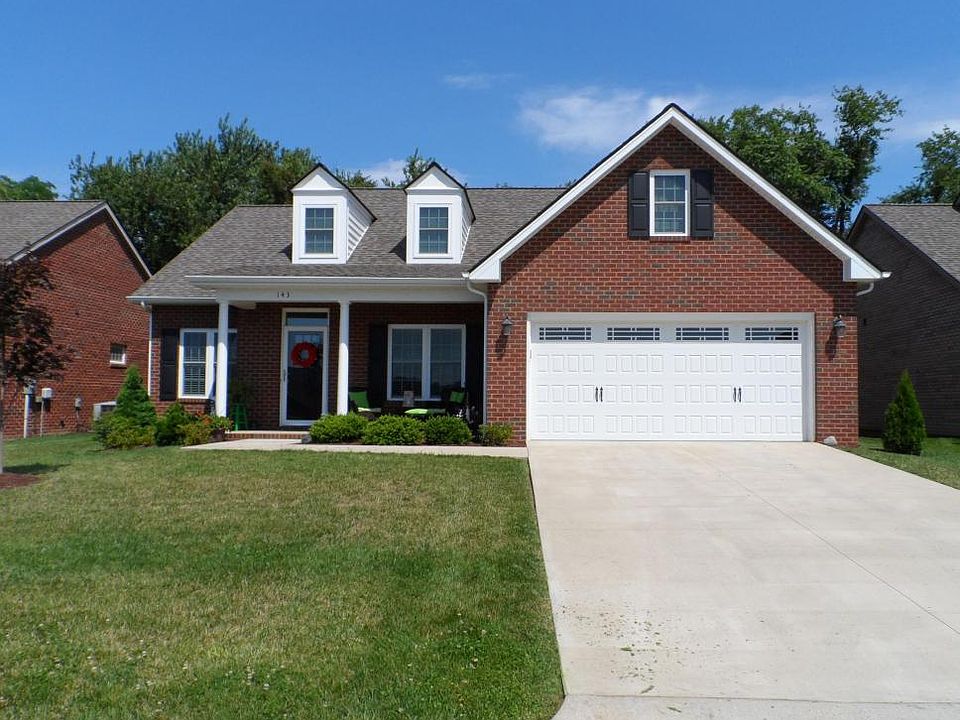 1st image of 143 N Oaks Dr