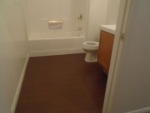 5th image of 702 W Day Ave APT B