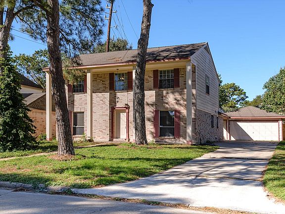 2nd image of 12211 Sarti St