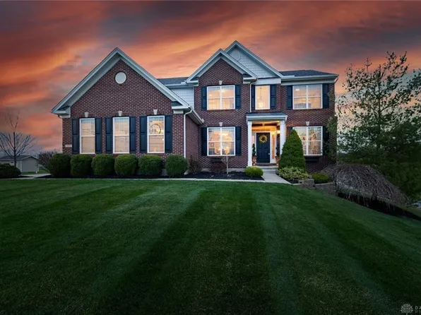 7455 Waterway Dr, Waynesville, OH 45068