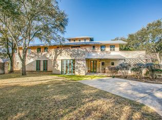 2 Laurel Pl, San Antonio, TX 78209