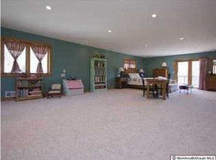 1100 Maxim Southard Rd, Wall Township, NJ 07731