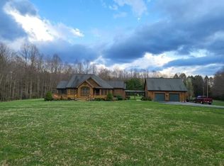 225 Cliffside Dr, Mount Lookout, WV 26678