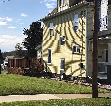 4th image of 89 Juniper St
