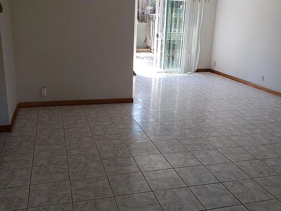 2nd image of 1370 McQuesten Dr