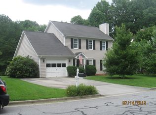 3406 Farm Lake St, Jamestown, NC 27282