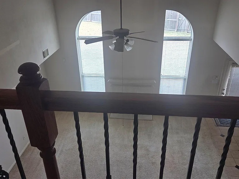 2103 Trinity Manor Ln — Photo 7