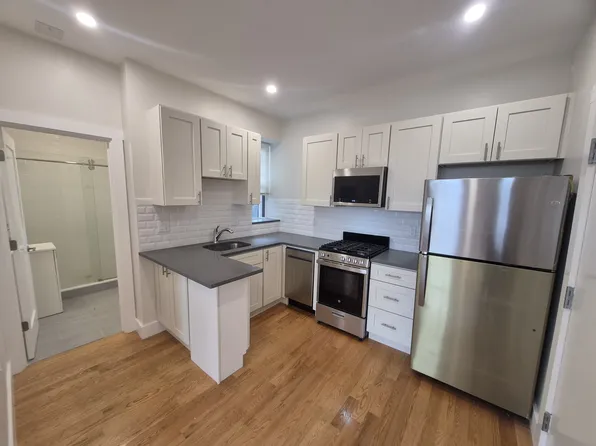 27 Peterborough St #20, Boston, MA 02215