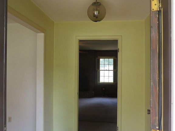 2nd image of 7718 Wessex Ln