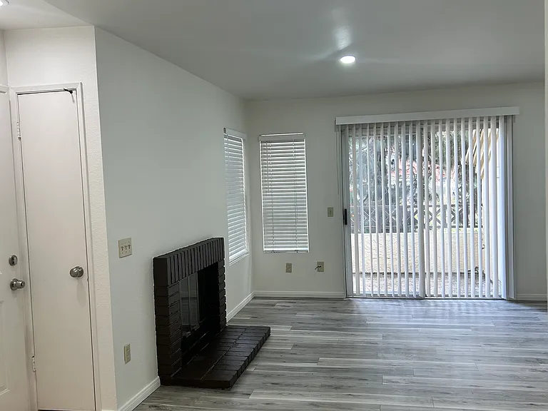 795 Brookstone Rd #204 — Photo 22