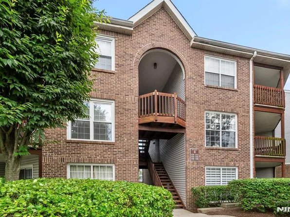 1508 Westgate Dr, Fort Lee, NJ 07024