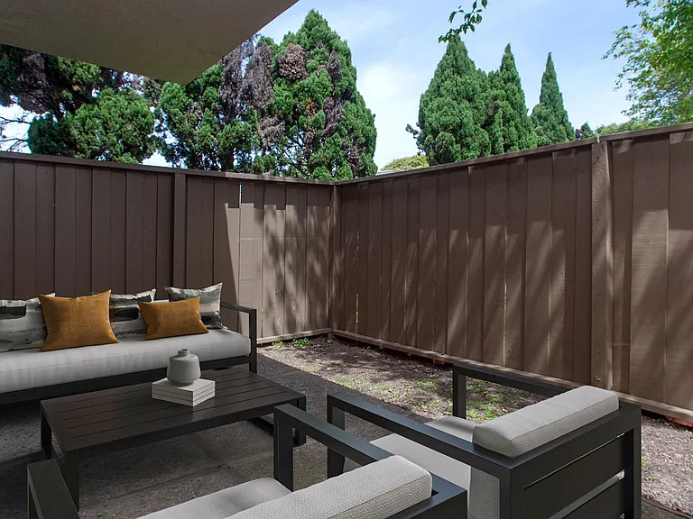 Montoya Garden — Photo 10