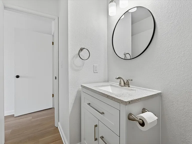 521 Spring Dr #A — Photo 12