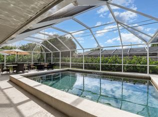 18 Ocean St, Merritt Island, FL 32952