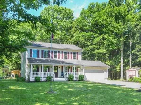 99 Overlake Drive, Milton, VT 05468