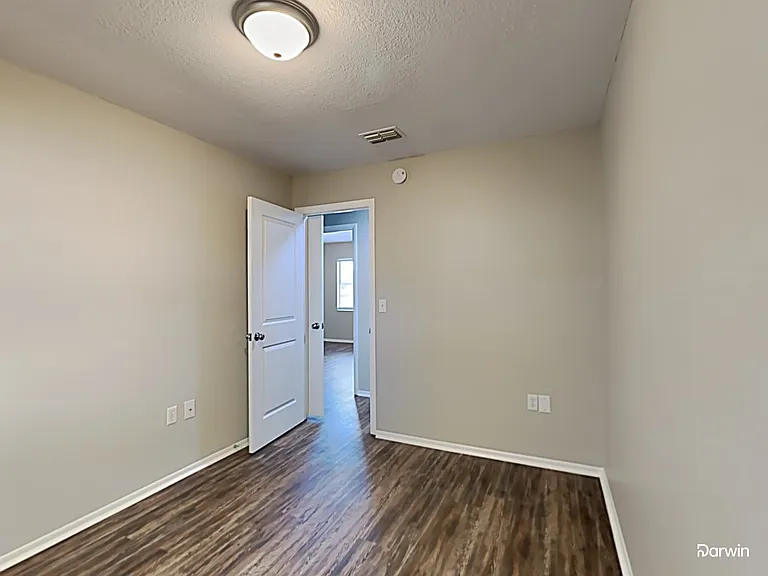 291 Cherry Laurel Ln — Photo 7