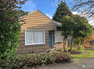 3648 Greenwood Ave N, Seattle, WA