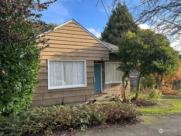 3648 Greenwood Avenue N, Seattle, WA 98103