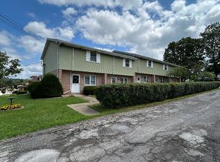 225 W Pike St #1, Houston, PA