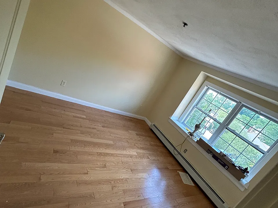 31 Elliott St #4B