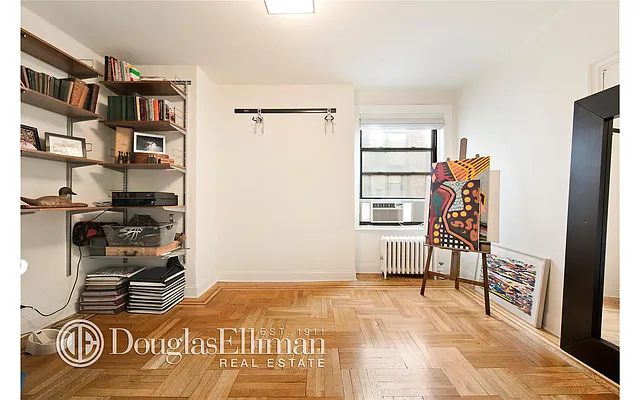 Sold by Douglas Elliman | media 10