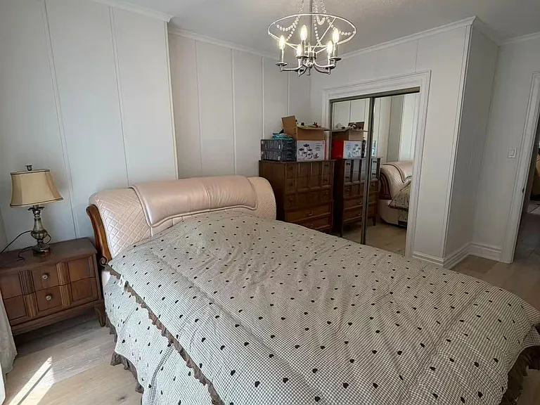 45 Foxwarren Dr #ROOM — Photo 3