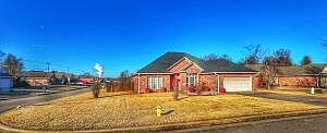 1st image of 3925 Hemlock Ln