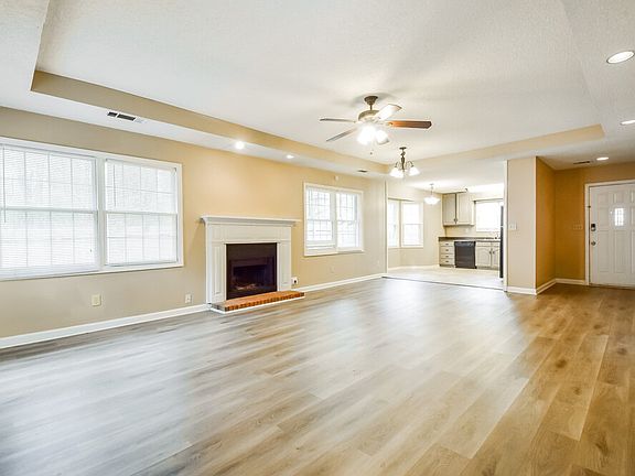 5th image of 3330 Salem Cove Dr SE