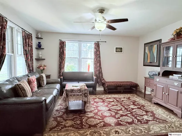 3403 N 63rd St, Omaha, NE 68104