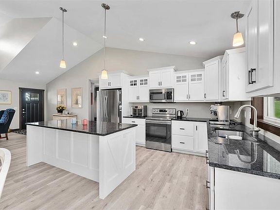4th image of 3440 Nelson Court