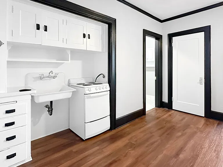 Morrison Street Apartments — Photo 5