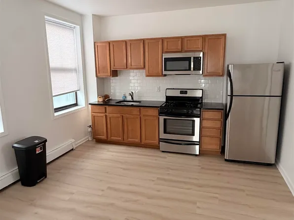 599 60th St #60, North Bergen, NJ 07047