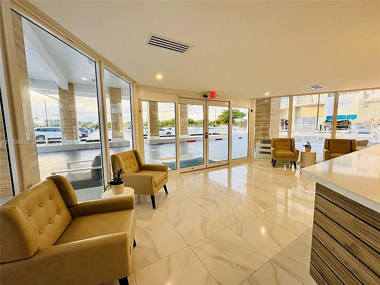 18011 Biscayne Blvd #1003 — Photo 31