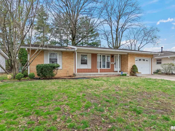 209 Dickinson Rd, Springfield, IL 62704