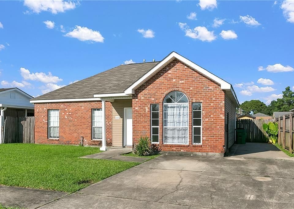 1st image of 1037 Beechwood Dr