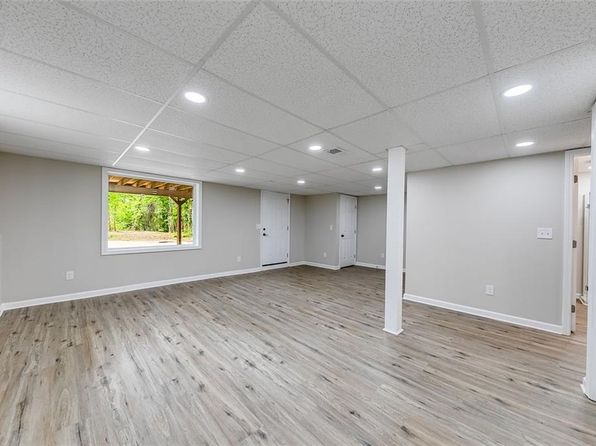 32 Cherokee Ridge Rd, Canon, GA 30520