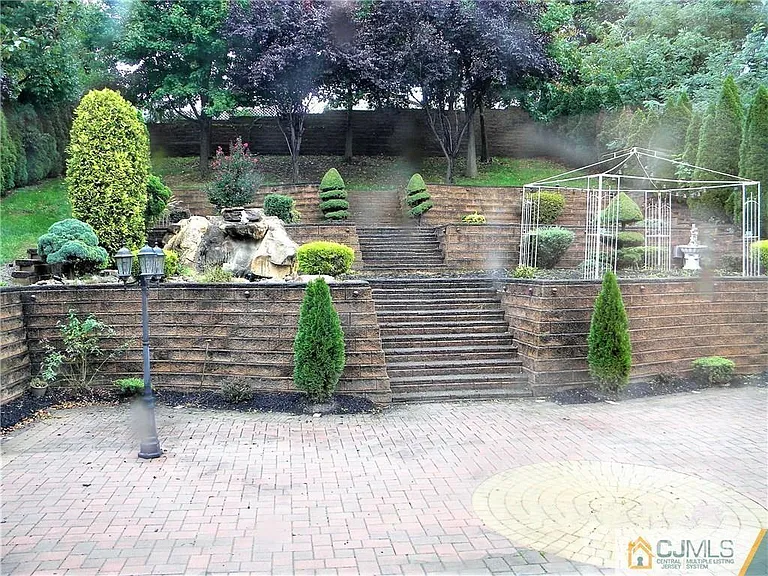 106 Sayreville Blvd S — Photo 23