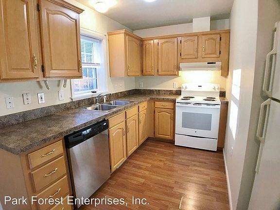 2nd image of 3050 Carnegie Dr